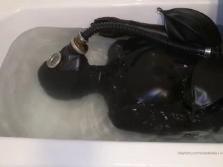 [GetFreeDays.com] Gas Mask And Rebreather Bags Underwater Part 2 Of 2 latex doll porn-7