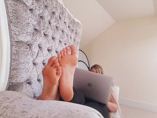 clip 28 Dirty Feet Ignore on pov chinese mistress femdom-7