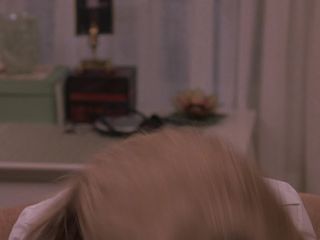 Pamela Anderson – Scary Movie 3 (2003) HD 1080p - [Celebrity porn]-8