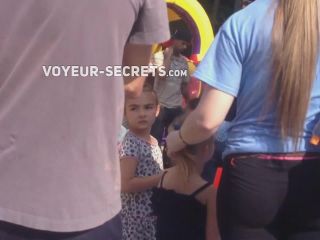 Milf s pink thong visible in public place public -8