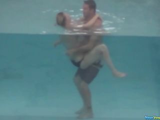 Couple fucking in hotel pool-6