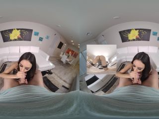 Eliza Ibarra - Special Surprise from Eliza Ibarra - VR Porn (UltraHD 2K 2020)-2