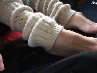 free porn video 7 Teasing Toering Toejob From MILF In Legwarmers | cum for me | feet porn desi foot fetish-1