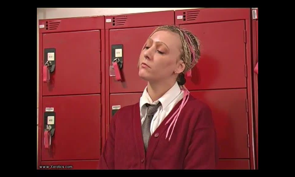 Locker Thief