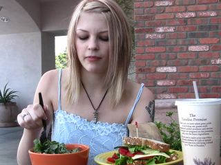 PART 2Bree Daniels - [FTVGirls com] - [2010] - Loves It Public 6-2