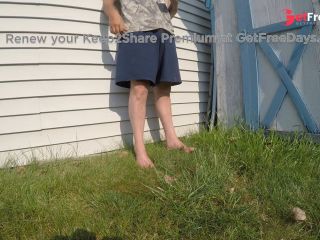 [GetFreeDays.com] Smoking outdoors shorts down at abandoned house Adult Leak January 2023-2