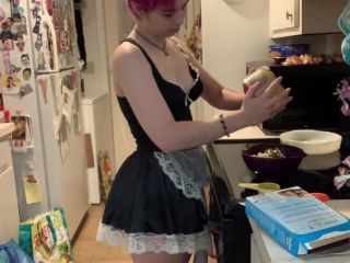 suzyscrewd Making Blondies - Domestic Service Maid-2