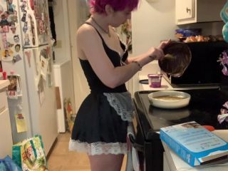 suzyscrewd Making Blondies - Domestic Service Maid-7