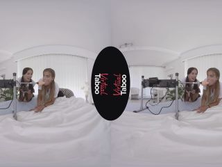 VirtualTaboo: Dellai Twins (Dellai Twins Try Fucking Machine / 22.08.2018) [Oculus | SideBySide], brunette on shemale porn-6