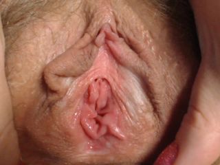M@nyV1ds - PregnantMiodelka - Close up  hairy pussy-6