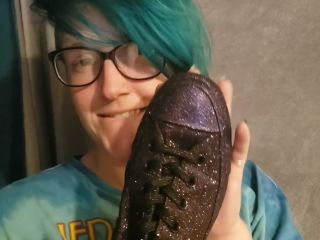 Seattle Ganja Goddess gets new glitter Converse! New shoes, shoe licking-0
