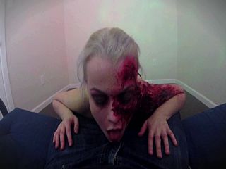 Messy Zombie Cosplay BJ Cosplay!-1
