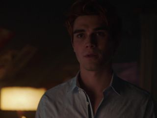 Camila Mendes - Riverdale s02e20 (2018) HD 1080p!!!-2