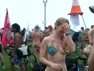 The_Brighton_2016_Naked_Bike_Ride_part4-2