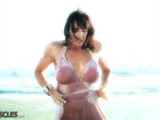Elise Penn Wet at Beach-2
