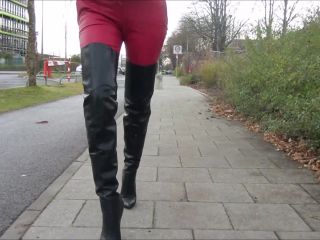 Fetischclip privat Nr.201 – Femdom, Fetish-Diva-Nadja - high heels - pov tsunade femdom-4