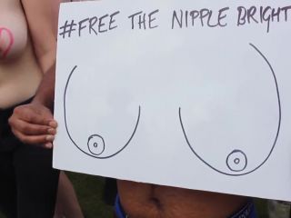 Free_The_Nipple_-_Feminists_Attack-5