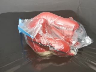 vicky d pbFun in a vaccum bag-3