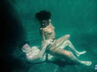 SexUnderWater presents Kitty Carrera in UW Lovers #15-5