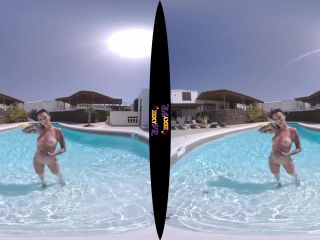 Tattooed & Topless In The Pool (VR Striptease-3