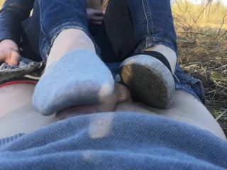 Oksifootjob - Public Footjob And Socks Job From Beauty On In The Park Close View,  on feet porn -0