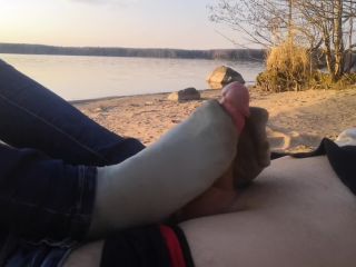 Oksifootjob – Public Footjob And Socksjob On The Beach 1920×1080 HD Foot-3