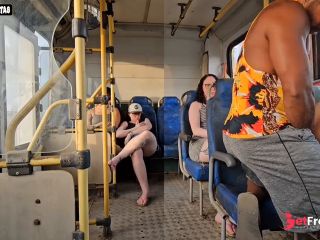 [GetFreeDays.com] MULHER CASADA DAR MOLE PRA UM CARA ESTRANHO DENTRO DO ONIBUS E TERMINA TRANZANDO COM ELE Adult Video March 2023-5