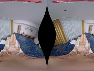 Lesbian Pussy Massage In VR Porn-6