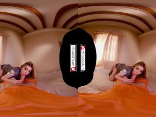 Rhiannon Ryder in C18 A XXX DRAGON BALL Z PARODY on 3d blonde webcam girl-4