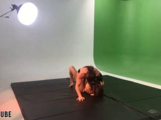 Lora Cross Bts Female Fighting Lora Vs Tapered P  Lora Cross   Abs-2