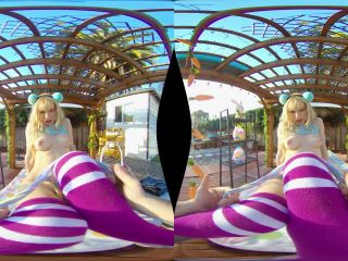 Kenzie Reeves, Victoria Steffanie in Some Easter Eggsanity,  on 3d porn -5