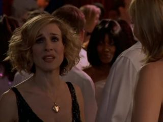 Kim Cattrall, Kristin Davis – Sex and the City s05e01 (2002)!!!-2