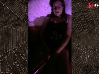 [GetFreeDays.com] Halloween Hotel Takeover Hermoine leaves her door open for everyone to watch while fucking her wand Porn Video October 2022-3