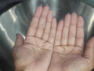 video 17 eva notty femdom fingering porn | Hand washing | joi-8