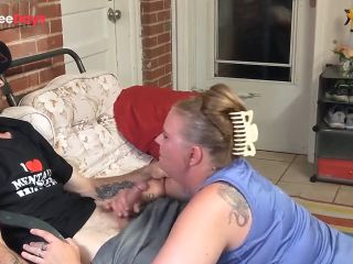 [GetFreeDays.com] Smoking and a blowjob for my next door neighbor Porn Leak April 2023-5