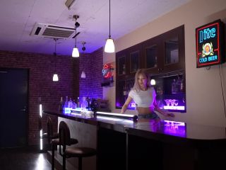 Iron Hook - Ripping and Incontinence Torture of Pussy – The Bar Manager Goes Crazy, Wetting Herself! AIKA ⋆.-0