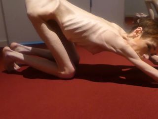 Anorexic 2707-christin g4a2C-2