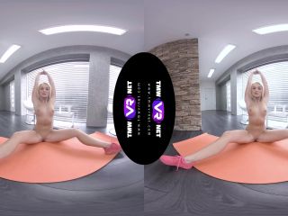 Tmw VRnet - Hot Blonde Masturbates During Yoga: Lovita Fate - Fitnes-4