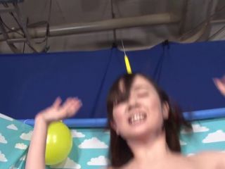 Yoshikawa Aimi, Momomiya Momo, Aoba Yuuka, Hoshi Anzu, Sanada Mizuki RCT-913 Busty Amateur Nudobura Balloon-breaking Game - JAV-1