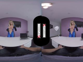 VRCosplayX Big Titted Susan Storm Reminds You Of Her Fucking Skills-0