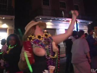 Mardi Gras Is So Fun For Chastity BigTits-3