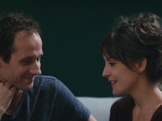 Flore Bonaventura - Je voudrais que quelqu&#039;un m&#039;attende quelque part (2019) HD 1080p - (Celebrity porn)-0