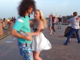 fly-skirt-wind-loves-street-dancing-7