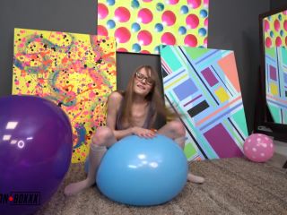 AmateurBoxxx Jessae Rosae Petite Jessae Loves Big Balloons 06.27.20 ...-2