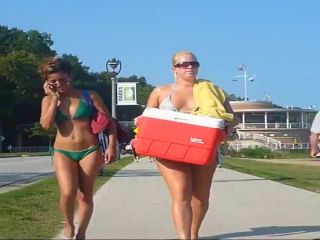 Sexy girl walking towards the  beach-5