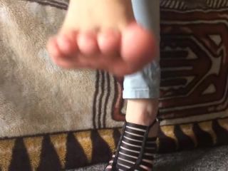 Wrinkled soles – Rina Foxxy – tickling feet - soles - femdom porn txxx femdom-4