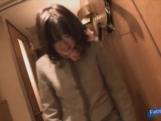 Mature Japanese With Big Ass Blows A Guy Before Having Intense Sex At P-3