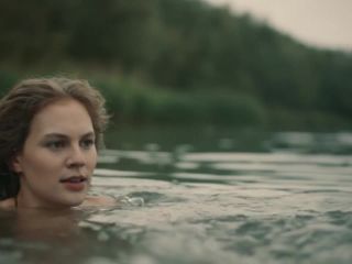 Nina Gummich, Alicia von Rittberg - Lotte am Bauhaus (2019) HD 720p!!!-6