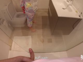 Step Sister DoesnT Mind Blowjob In The Shower For Her Stepbrother 1080p-0