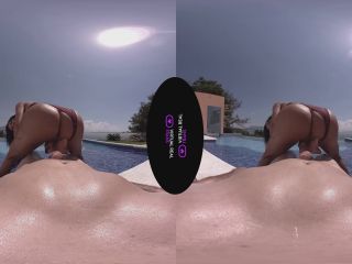 Bianca Reis (Real Estate Sex) [Oculus Rift, Vive] (UltraHD 4K / VR) VirtualRealTrans, big dick fetish on big ass -3